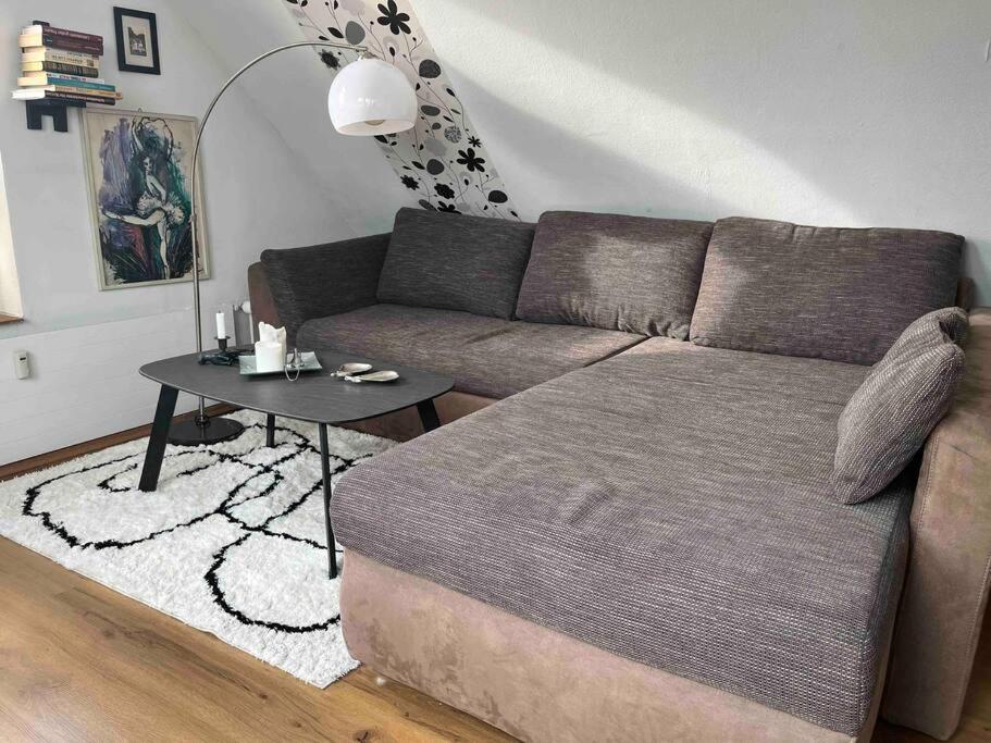 Gemuetliche Wohnung Mitten In Esens Exterior foto
